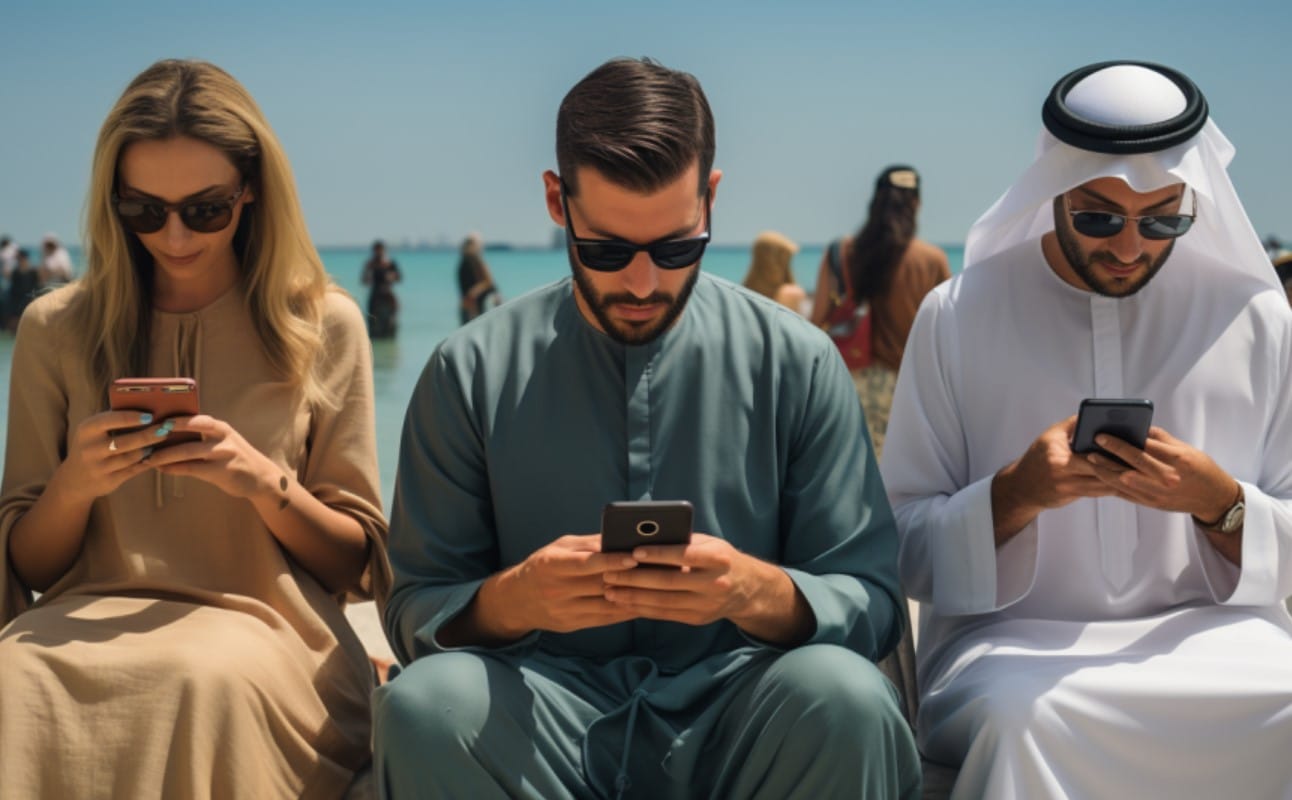 В Абу-Даби запустили бесплатный Wi-Fi по всему эмирату
