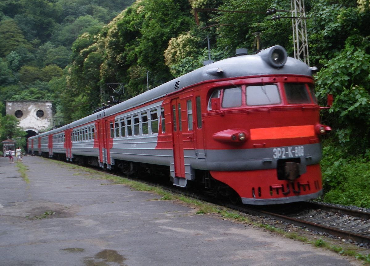 Из России в Абхазию запустят туристический ретро-поезд