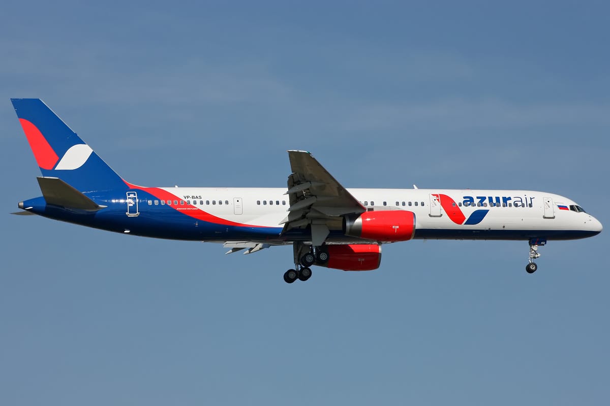 Чартеры AZUR Air из Калининграда в Анталью отменили