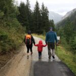 Спортивный туризм с детьми: как подготовиться к походу — советы для родителей