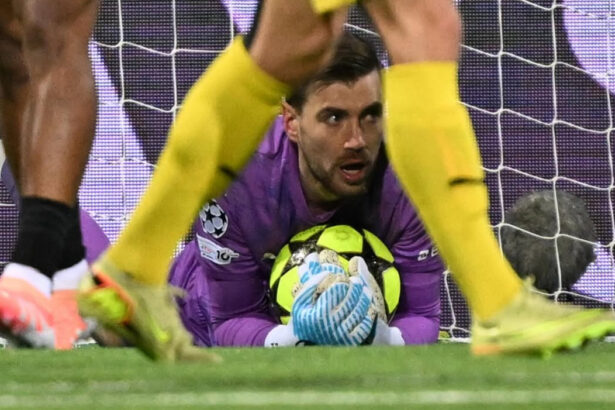 Хайкин сделал 12 сэйвов в матче с «Юве», побив рекорд среди российских вратарей в ЛЧ. Он обошел Акинфеева