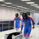 Российских бобслеистов допустили к соревнования без флага и гимна: их награждение будет проходить в полной тишине