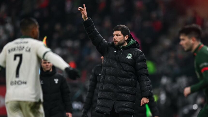 Тренеры клубов РПЛ определили лучшего футболиста 2025 года в России Тренеры клубов РПЛ определили лучшего футболиста 2025 года в России