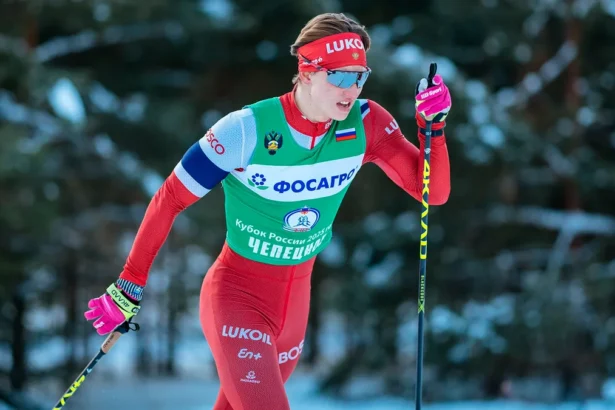 Коростелев отобрался на три дистанции Олимпиады-2026, несмотря на 25-е место в Давосе