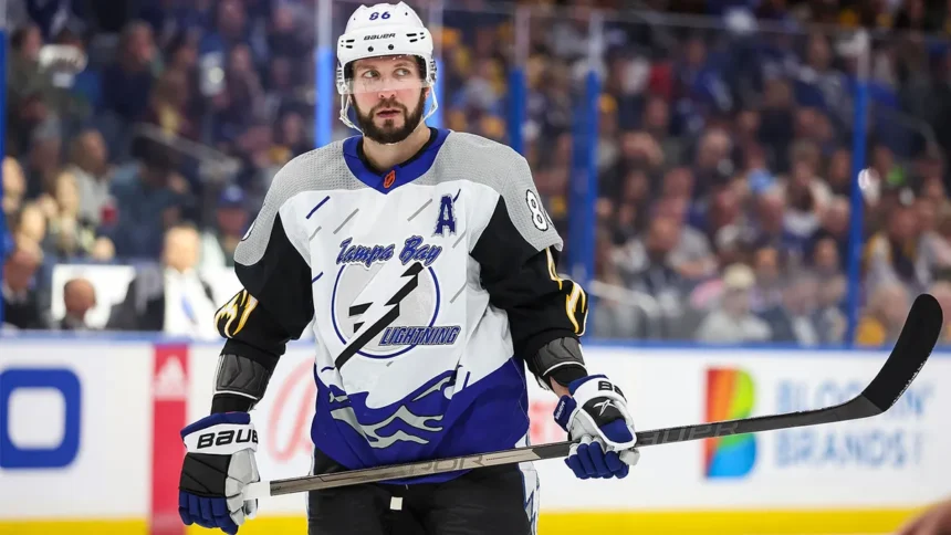 «Тампа» обыграла «Флориду» в дерби: Кучеров сделал дубль «Тампа» обыграла «Флориду» в дерби: Кучеров сделал дубль