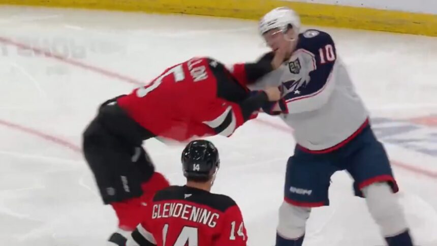 Воронков дважды вступил в драку в матче против «Нью-Джерси»