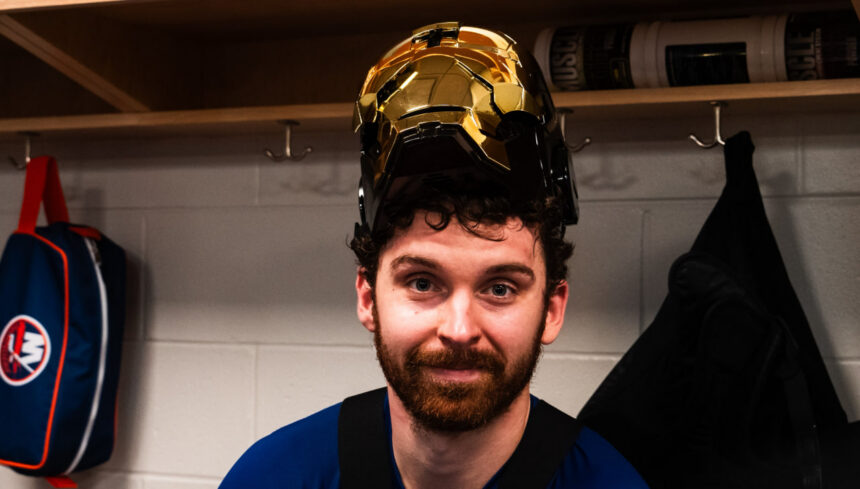 Сорокин сделал 3-й шатаут в сезоне, отразив 32 броска «Тампы». Он повторил рекорд «Айлендерс» по числу игр на ноль Сорокин сделал 3-й шатаут в сезоне, отразив 32 броска «Тампы». Он повторил рекорд «Айлендерс» по числу игр на ноль