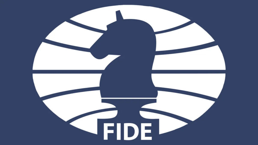 Совет FIDE предложил допустить российских шахматистов к командным турнирам и вернуть юниорам национальную символику