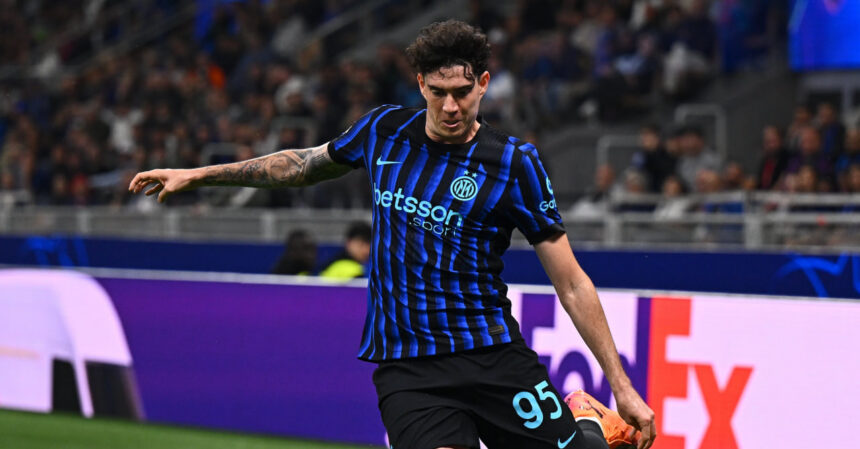 Стали известны имена двух защитников, наиболее интересующих «Барселону» Стали известны имена двух защитников, наиболее интересующих «Барселону»