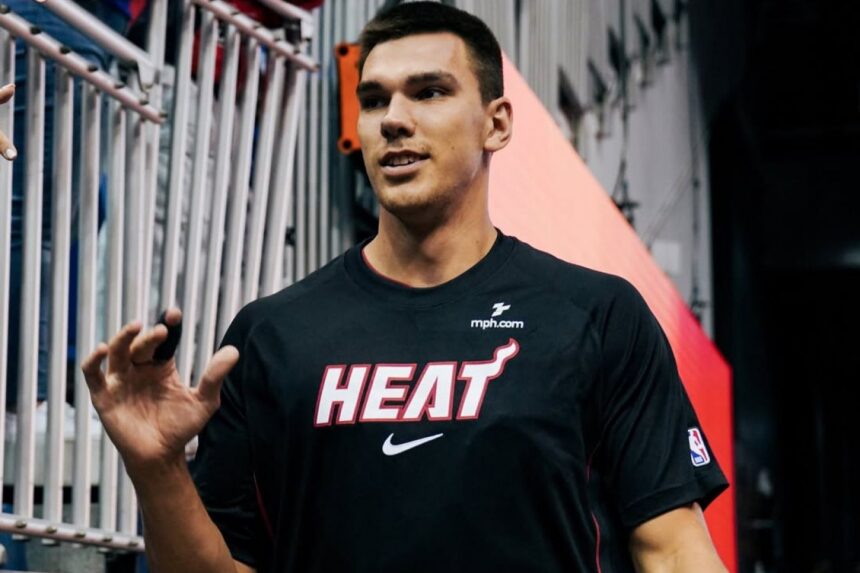 Российский центровой Голдин дебютировал в НБА Российский центровой Голдин дебютировал в НБА