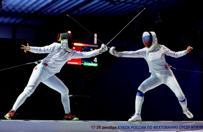 Российским фехтовальщикам-юниорам разрешили выступать с флагом и гимном Российским фехтовальщикам-юниорам разрешили выступать с флагом и гимном