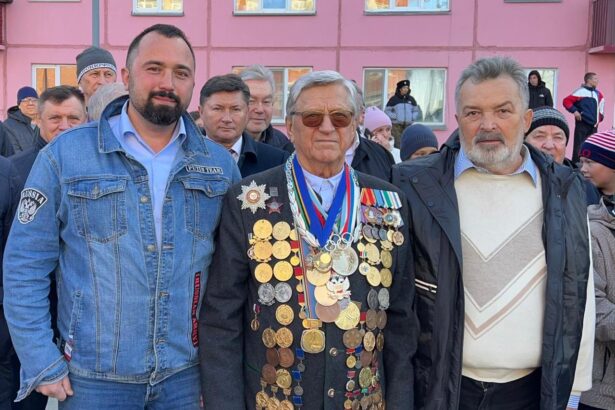 Легенда биатлона Тихонов возмутился размером олимпийской пенсии