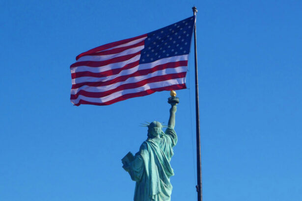 «США не отстранят, даже если они возьмут Гренландию. Это самая могущественная страна мира». Мнение Юрия Белоуса