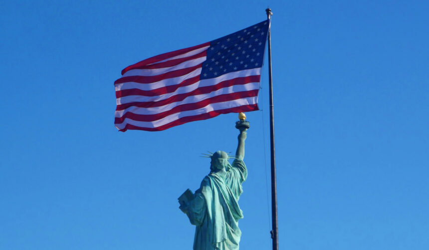 «США не отстранят, даже если они возьмут Гренландию. Это самая могущественная страна мира». Мнение Юрия Белоуса «США не отстранят, даже если они возьмут Гренландию. Это самая могущественная страна мира». Мнение Юрия Белоуса