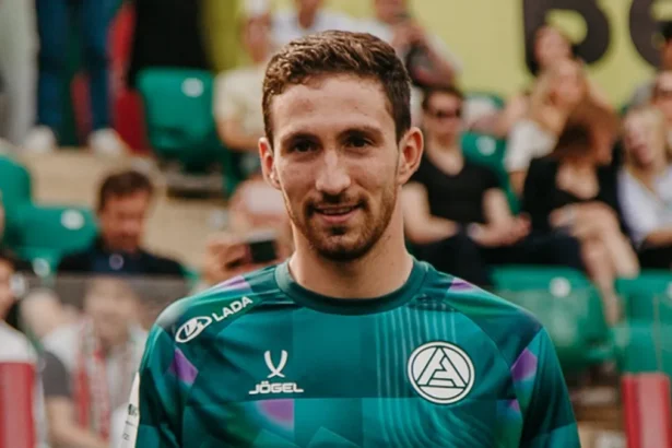 Бывший полузащитник «Спартака» Бакаев может продолжить карьеру в «Родине»