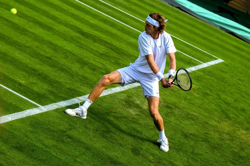 Рублев сократил отставание от Хачанова: обновился рейтинг ATP Рублев сократил отставание от Хачанова: обновился рейтинг ATP