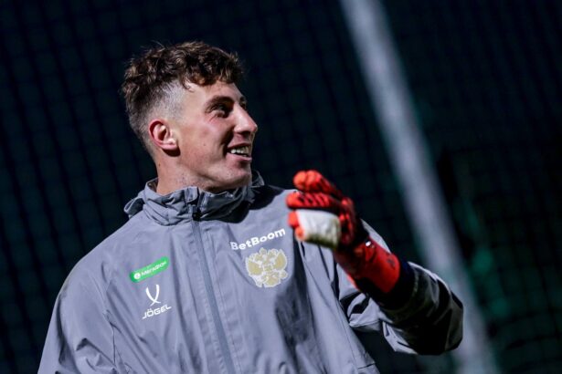 Агкацев отразил 10 из 23 пенальти за карьеру. В кубковой игре вратарь «Краснодара» не дал забить Облякову