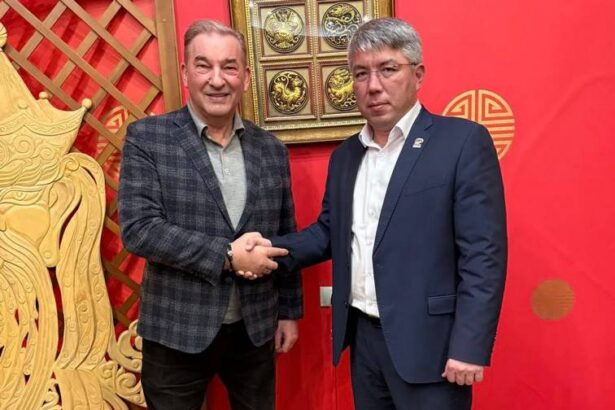 Владислав Третьяк переизбран президентом Федерации хоккея России