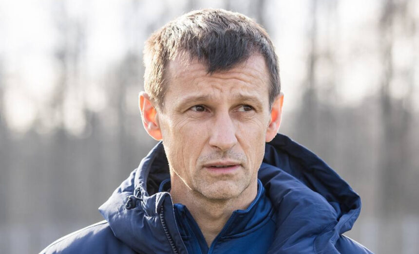 Семак извинился перед болельщиками после поражения «Зенита» в матче с «Оренбургом» Семак извинился перед болельщиками после поражения «Зенита» в матче с «Оренбургом»