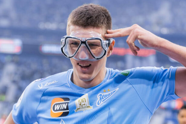 «Спартак» потроллил Соболева: «Плохому мальчику маска не помешала бы и в течение матча»