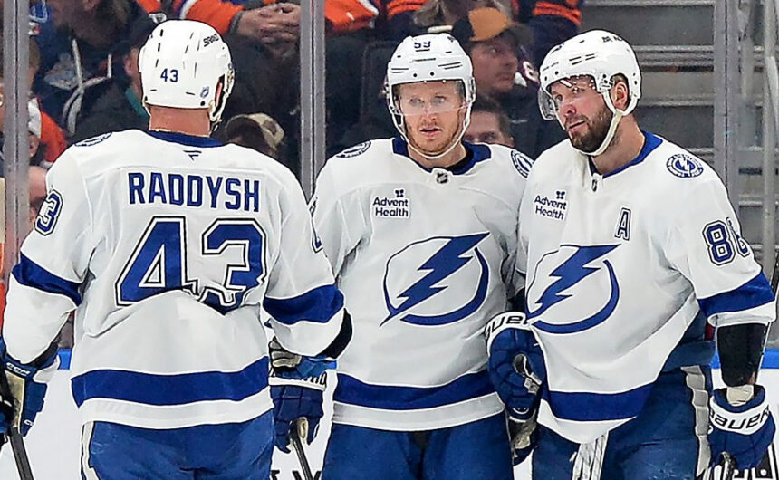 Никита Кучеров обошёл Макдэвида и оторвался от него в гонке бомбардиров НХЛ Никита Кучеров обошёл Макдэвида и оторвался от него в гонке бомбардиров НХЛ