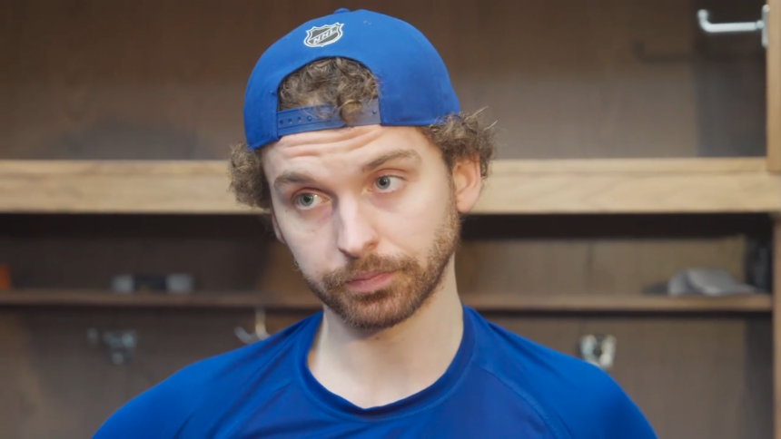 Кросби вернулся: «Питтсбург» разнес «Айлендерс» 8:3, Сорокина заменили по ходу матча Кросби вернулся: «Питтсбург» разнес «Айлендерс» 8:3, Сорокина заменили по ходу матча