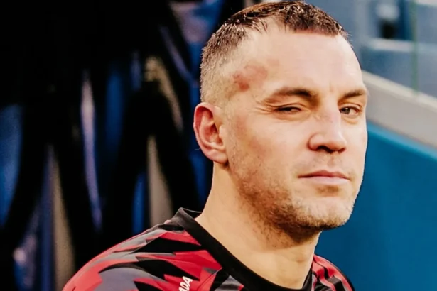 Представитель Дзюбы рассказал о будущем форварда: Артем может остаться в РПЛ еще на сезон