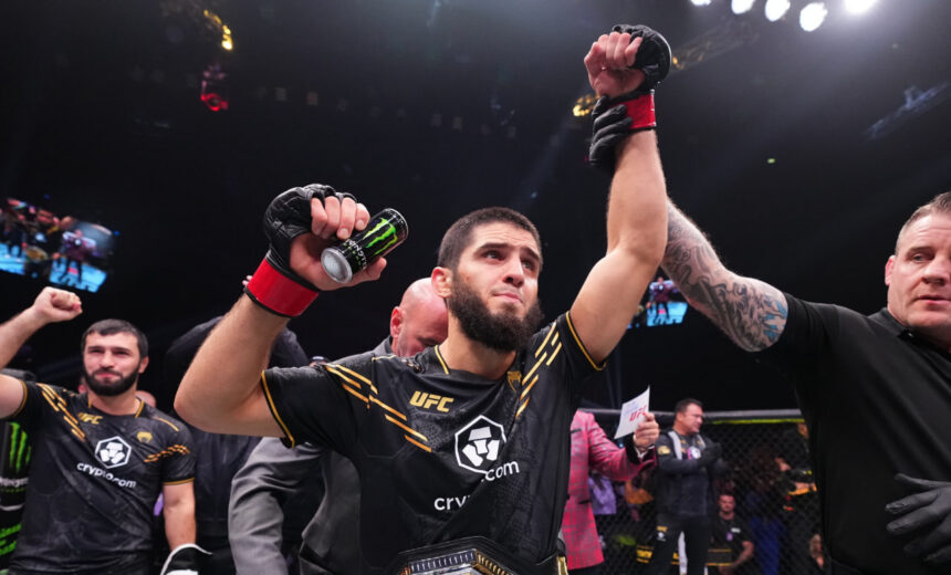 Махачев ответил на обвинения Топурии в срыве боя в Белом доме, раскрыв подробности Махачев ответил на обвинения Топурии в срыве боя в Белом доме, раскрыв подробности