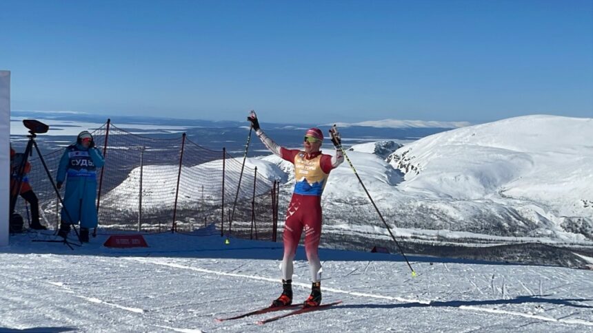 Большунов уверенно взял масс-старт в финале Кубка России Большунов уверенно взял масс-старт в финале Кубка России