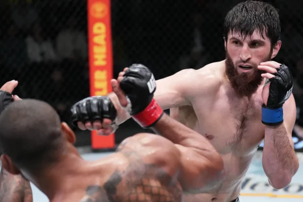 Анкалаев объявил о следующем бое в UFC: «Соскучился по тому, как всех вырубал»
